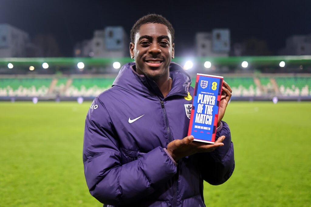 West Ham fans have a message for Divin Mubama as Manchester City move backfires