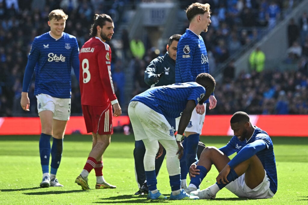 ‘A disgrace’: West Ham may have one big advantage over Everton; Moyes has a ‘dreadful’ problem